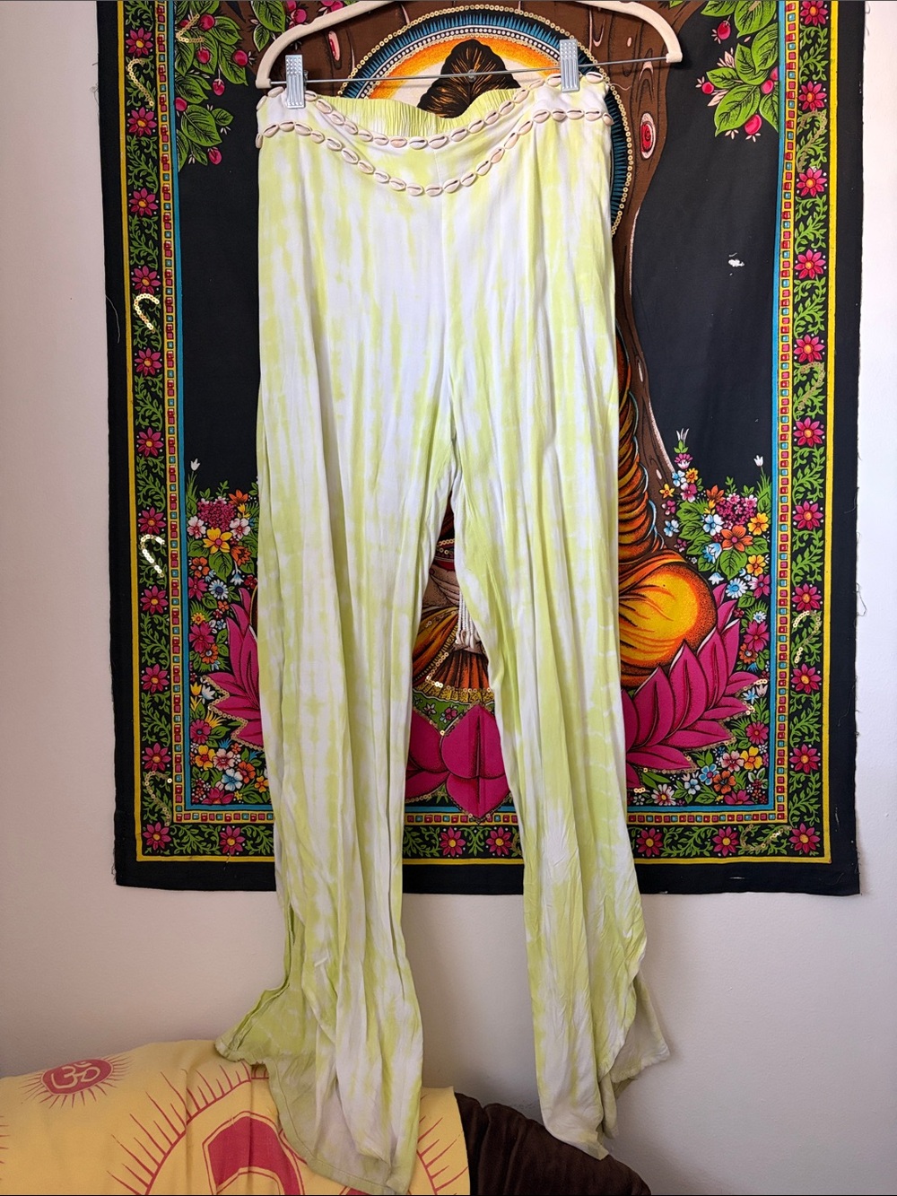 Skemo Light Green Tie-Dye Wide-Leg Pants with Shell Trim